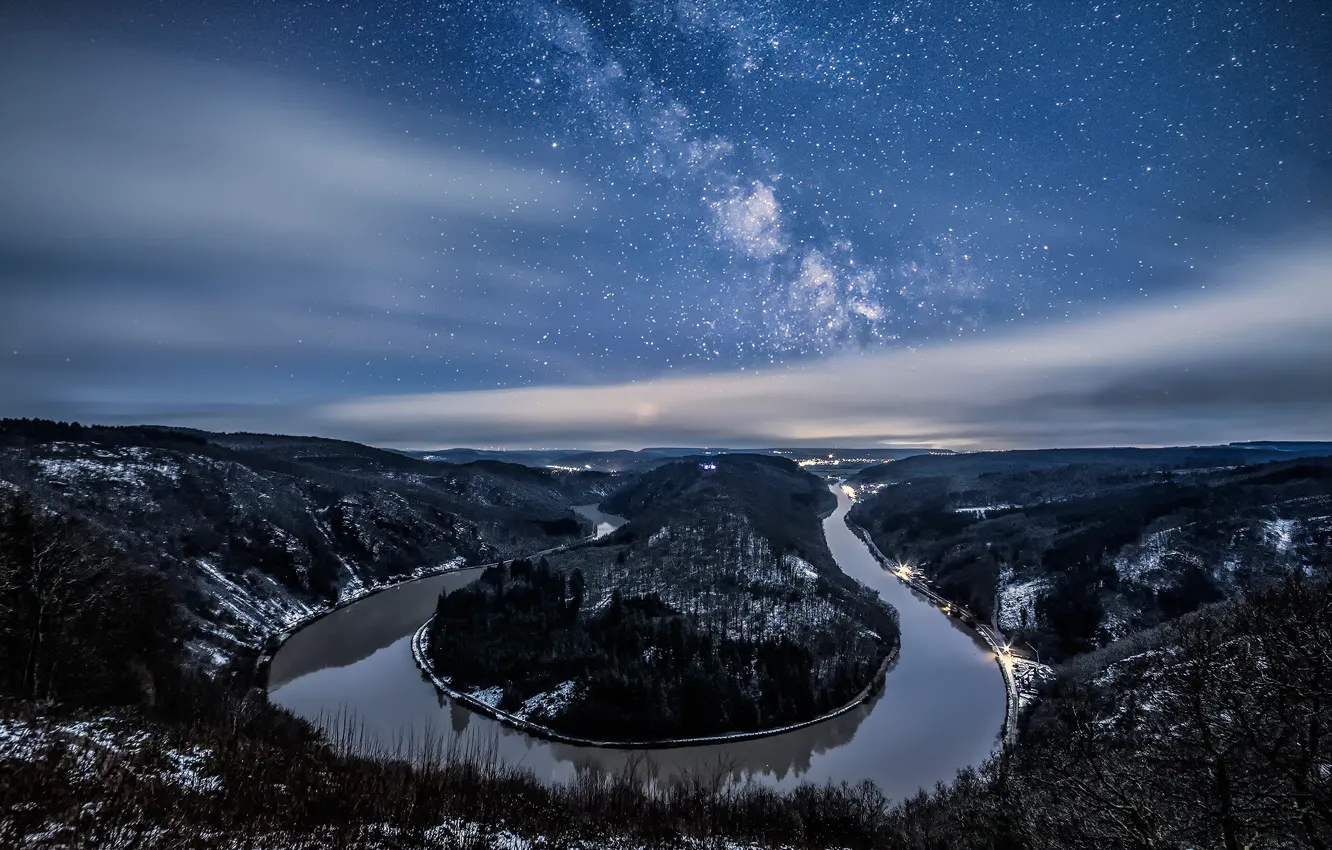Фото обои зима, звезды, ночь, река, земля, Германия, млечный путь, Саар