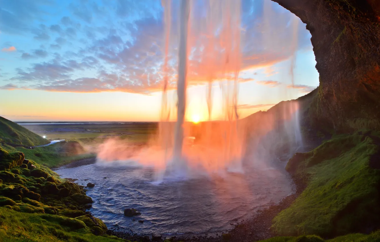 Фото обои закат, водопад, поток, Исландия, Iceland, Seljalandsfoss, Селйяландсфосс