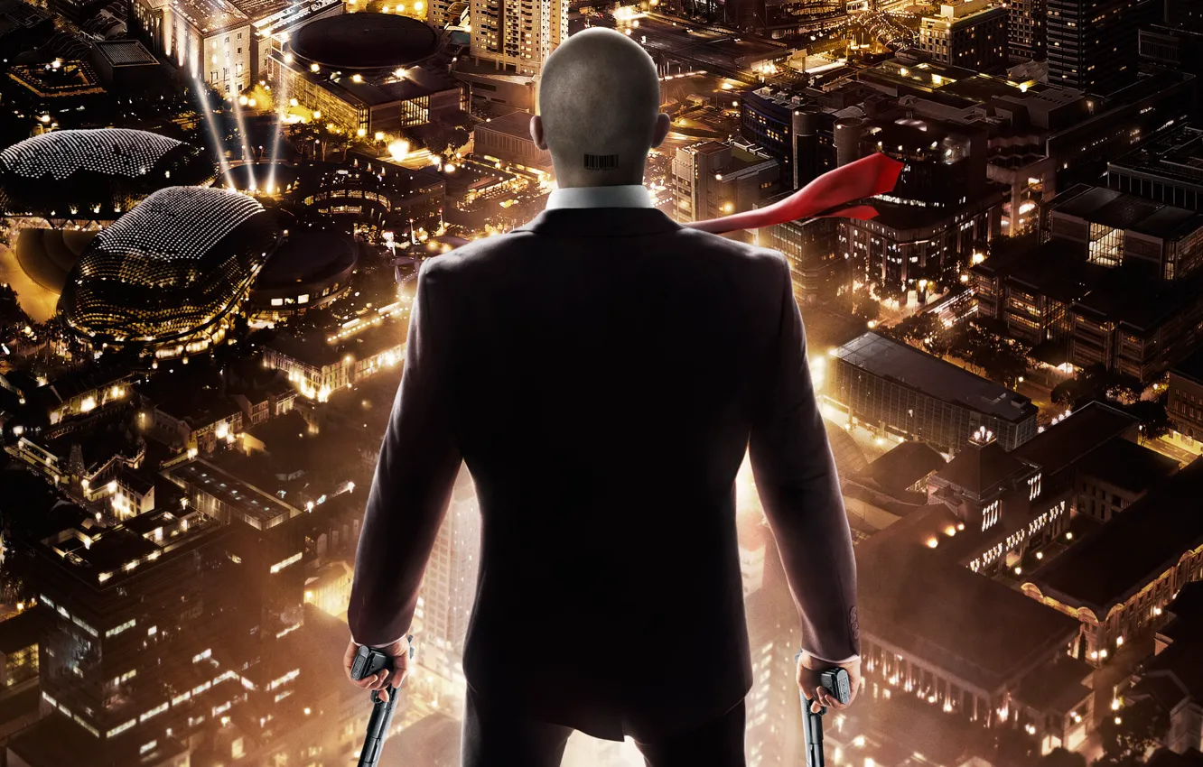 Фото обои ночь, город, огни, пистолет, оружие, высота, костюм, галстук