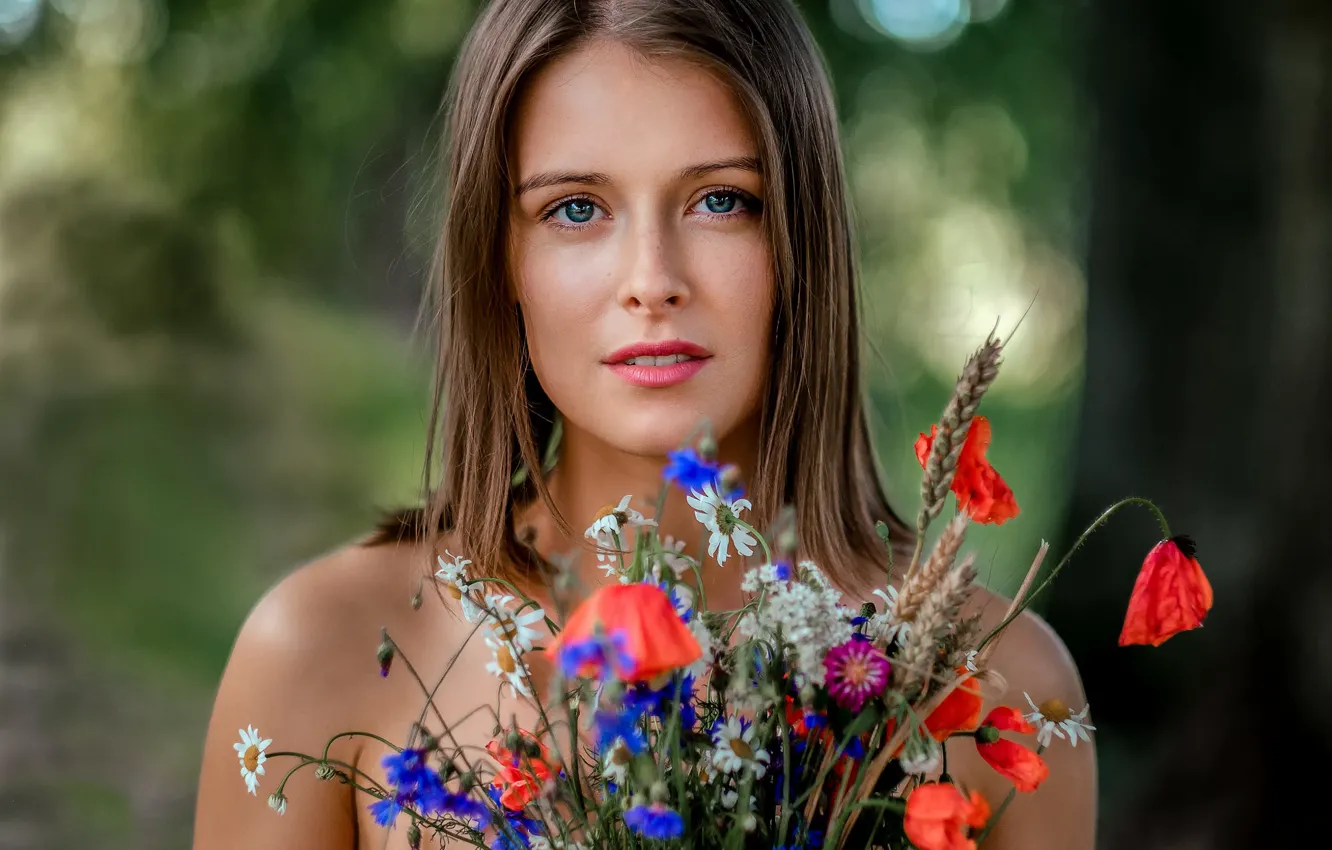Фото обои цветы, губки, прелесть, зубки, Saulius Ke, Raminta