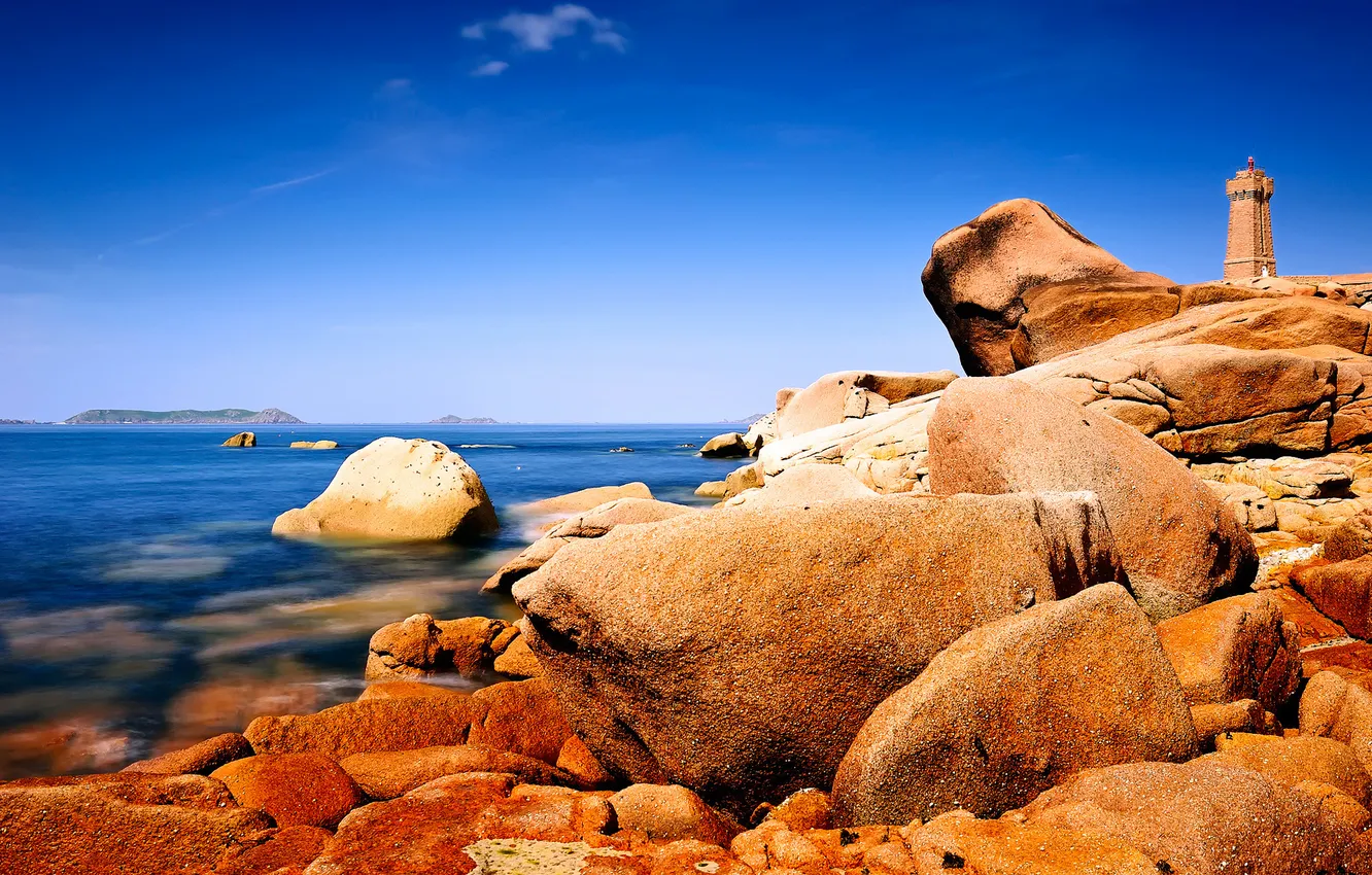 Фото обои море, небо, камни, скалы, маяк, остров, башня