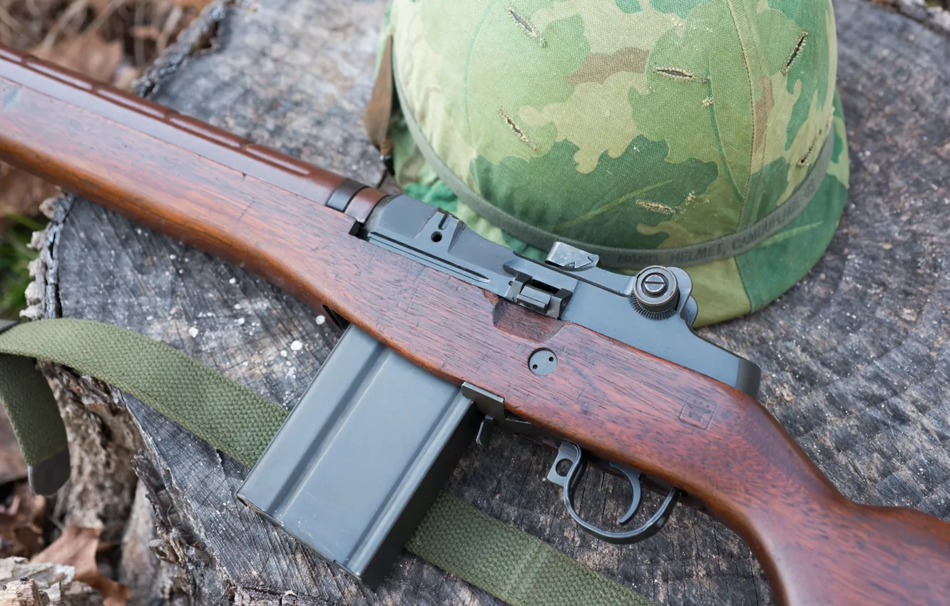 Фото обои каска, Полуавтоматическая винтовка, Springfield M1A
