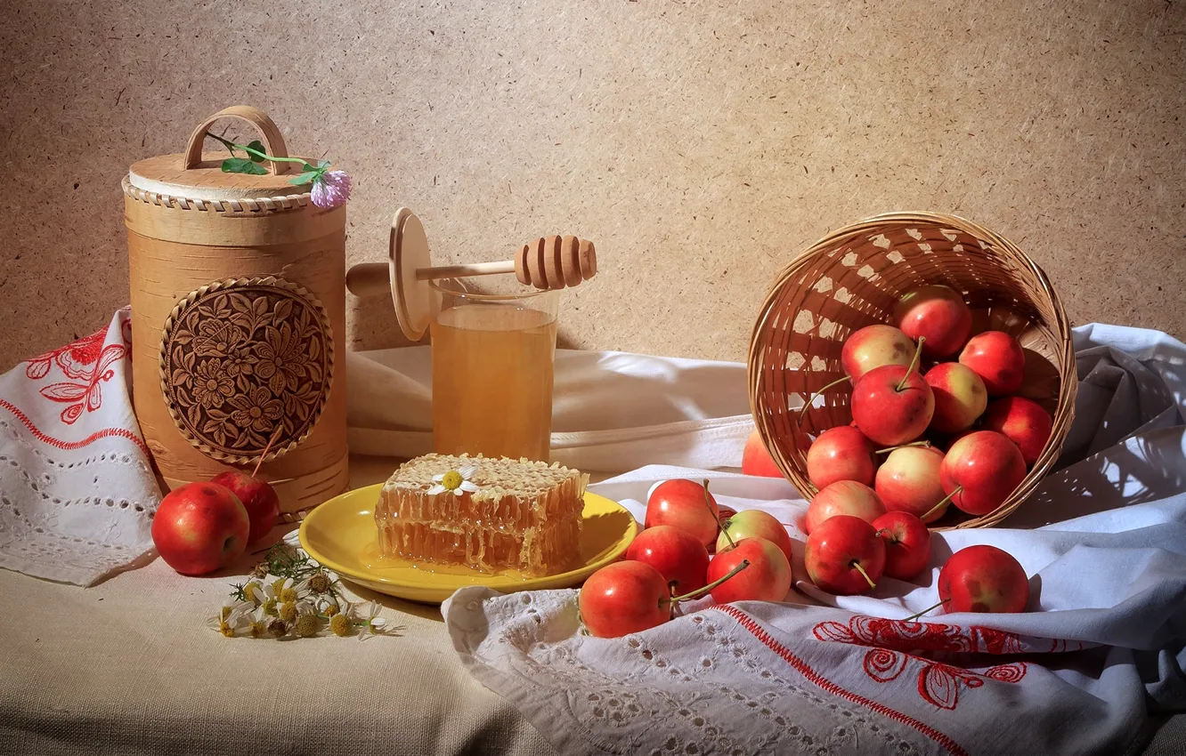 Фото обои лето, яблоки, соты, мед, натюрморт