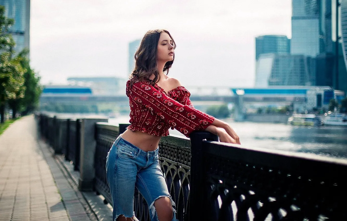 Фото обои girl, model, jeans, disha shemetova