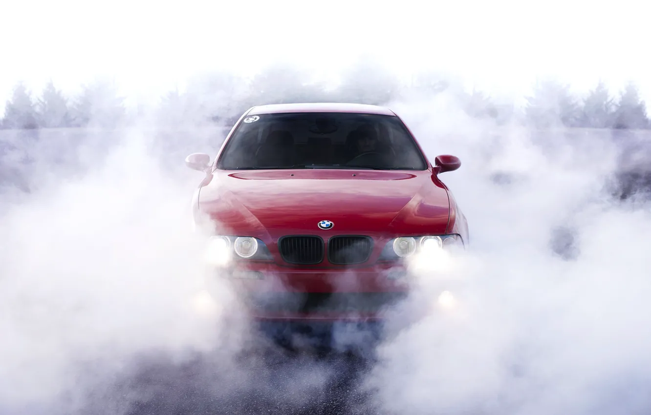 Фото обои BMW, Red, Smoke, E39, M5