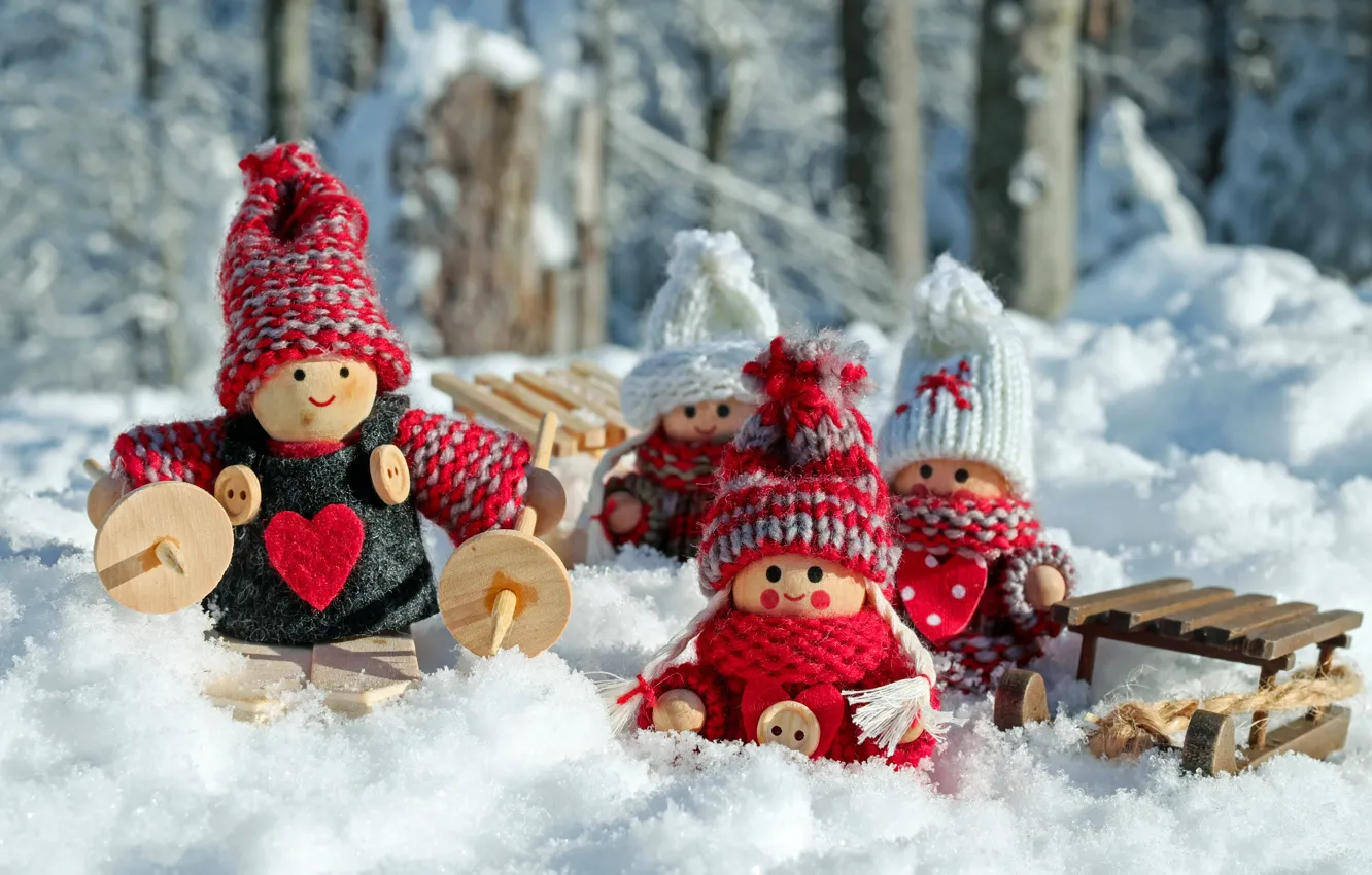 Фото обои зима, снег, природа, праздник, игрушки, новый год