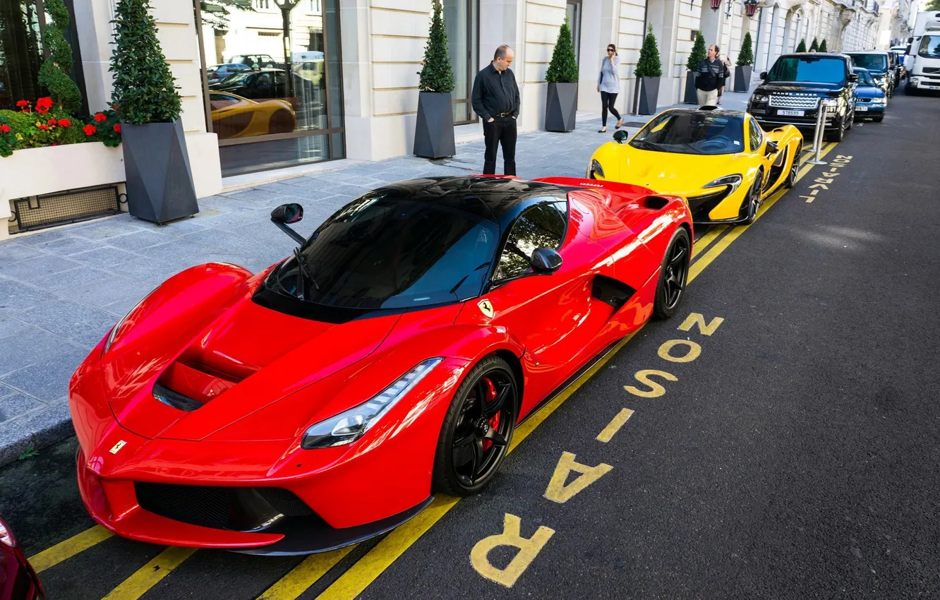 Фото обои McLaren, Ferrari, суперкары, LaFerrari