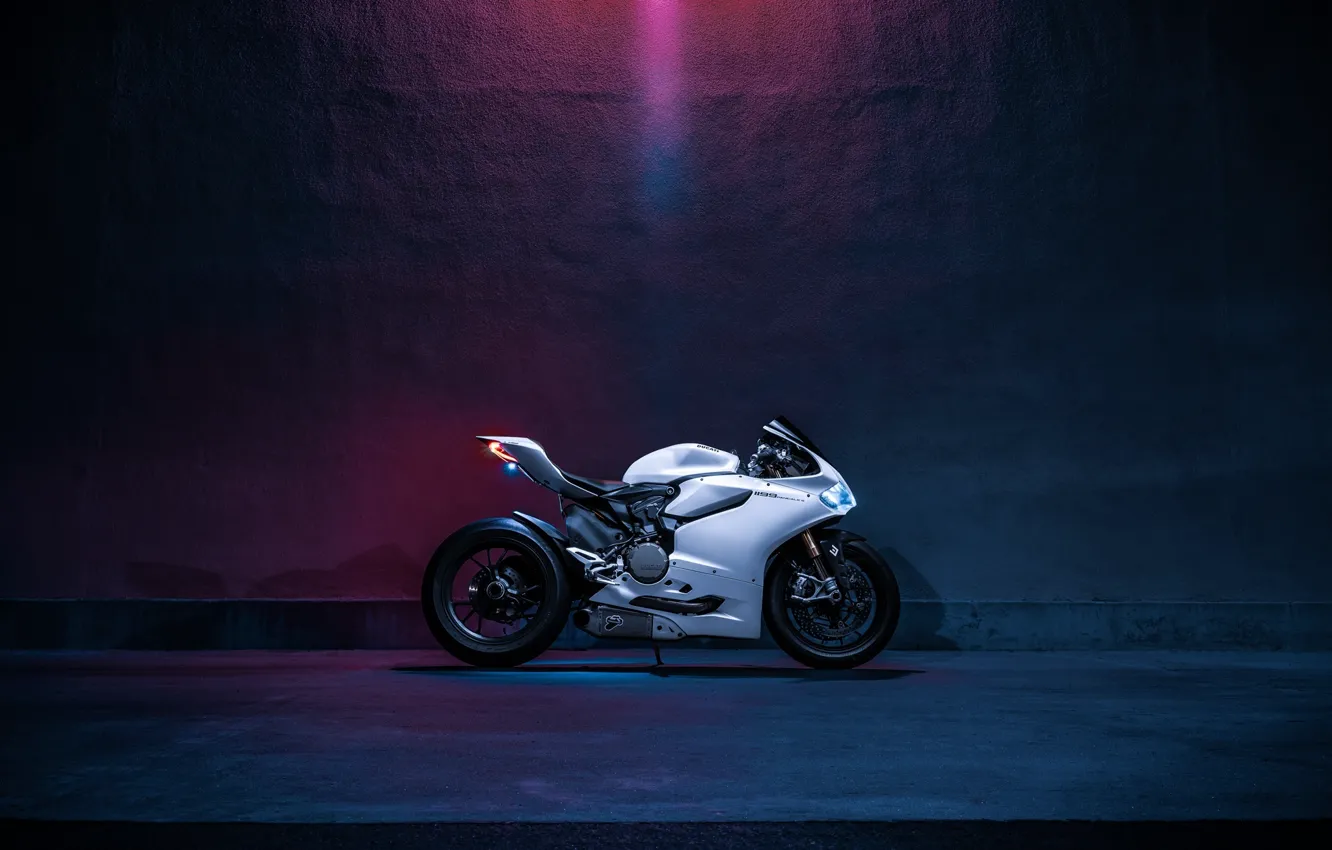 Фото обои Light, Ducati, Side, Bike, Panigale, Fast, Motorcycle, Enlaes