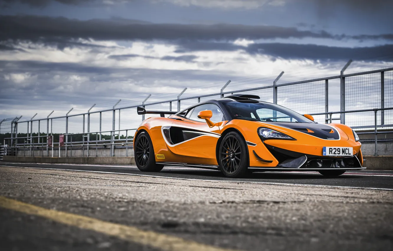 Фото обои оранжевый, купе, McLaren, 2020, V8 twin-turbo, 620R, 620 л.с., 3.8 л.