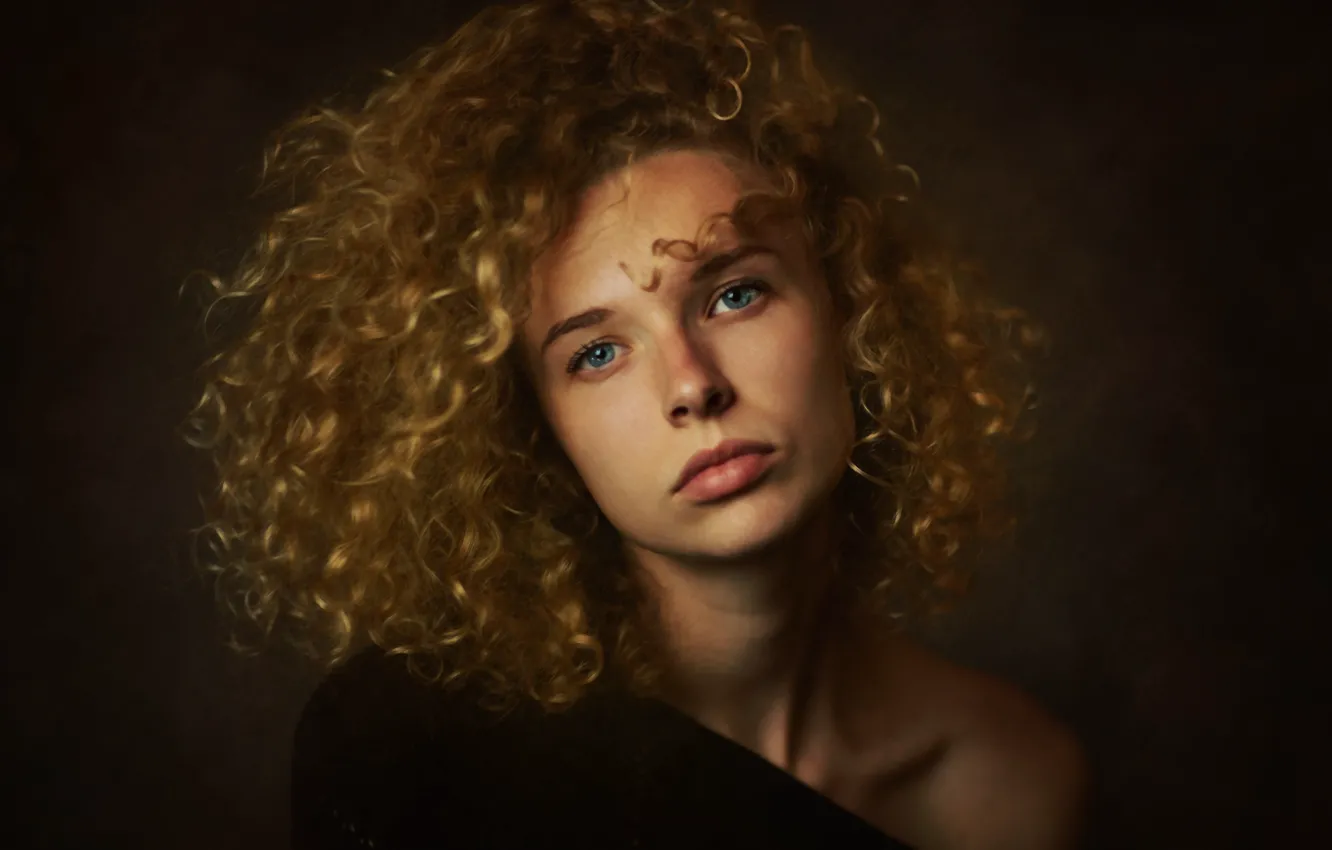 Фото обои девушка, портрет, блондинка, кудри, плечо, Zachar