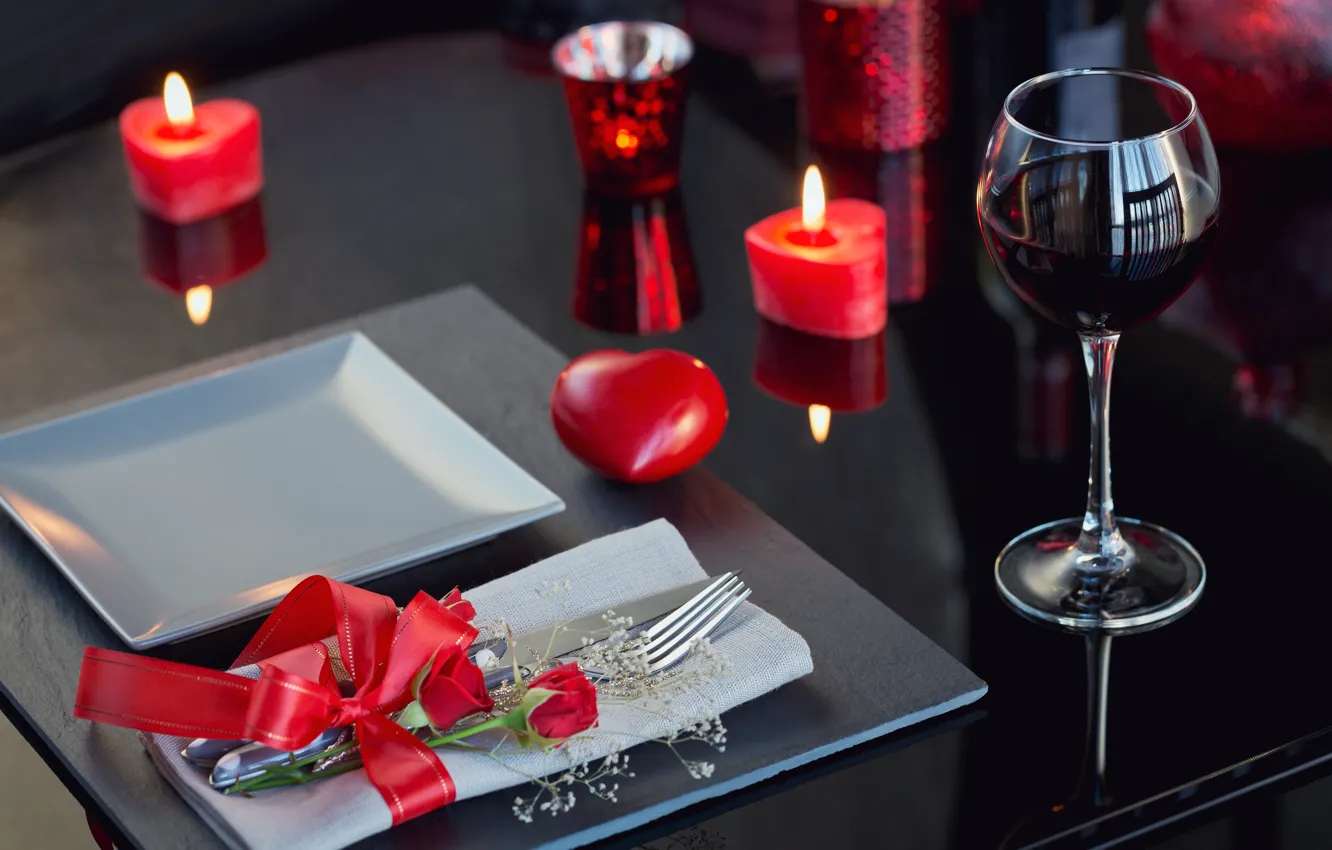 Фото обои вино, розы, свечи, сердца, бокалы, подарки, день валентина, hearts