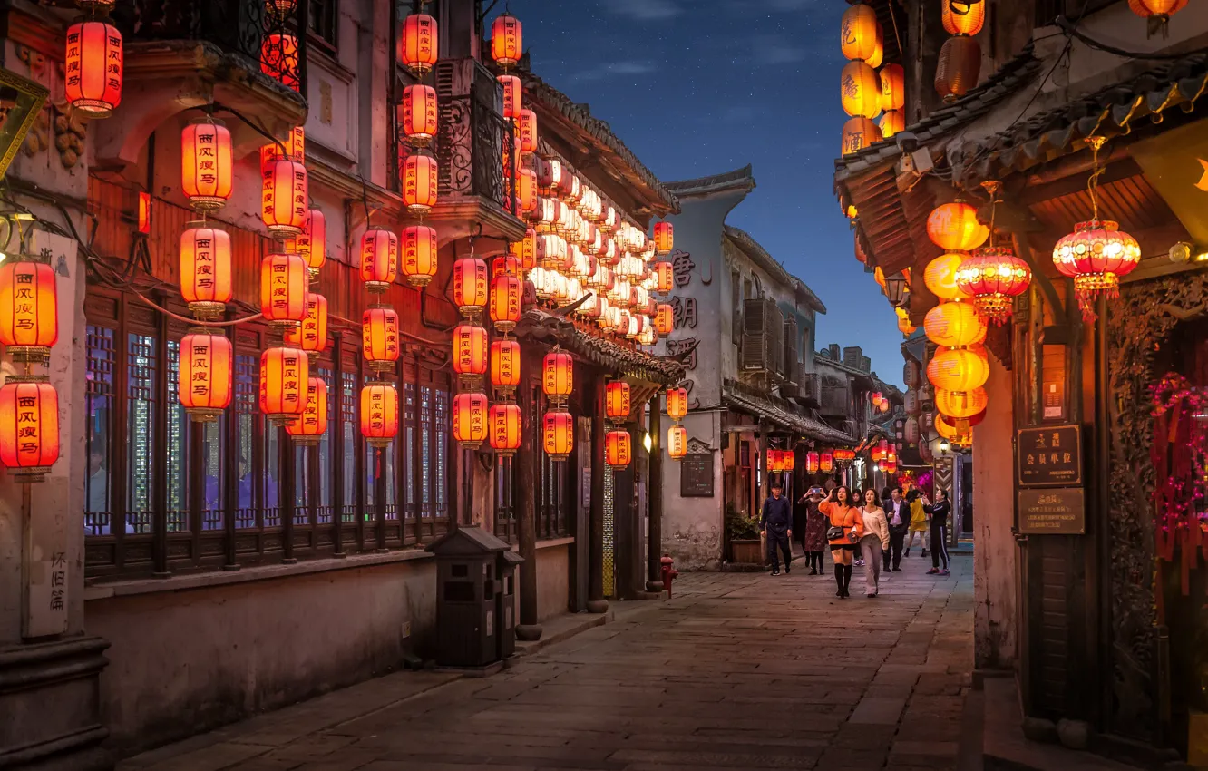 Фото обои люди, улица, China, дома, вечер, Китай, фонарики