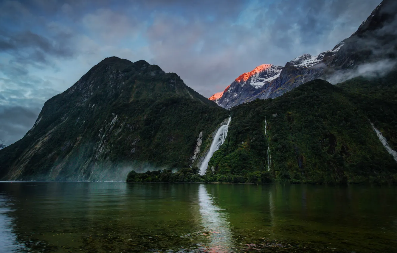 Фото обои облака, пейзаж, горы, природа, Новая Зеландия, водопады, Трей Рэтклифф