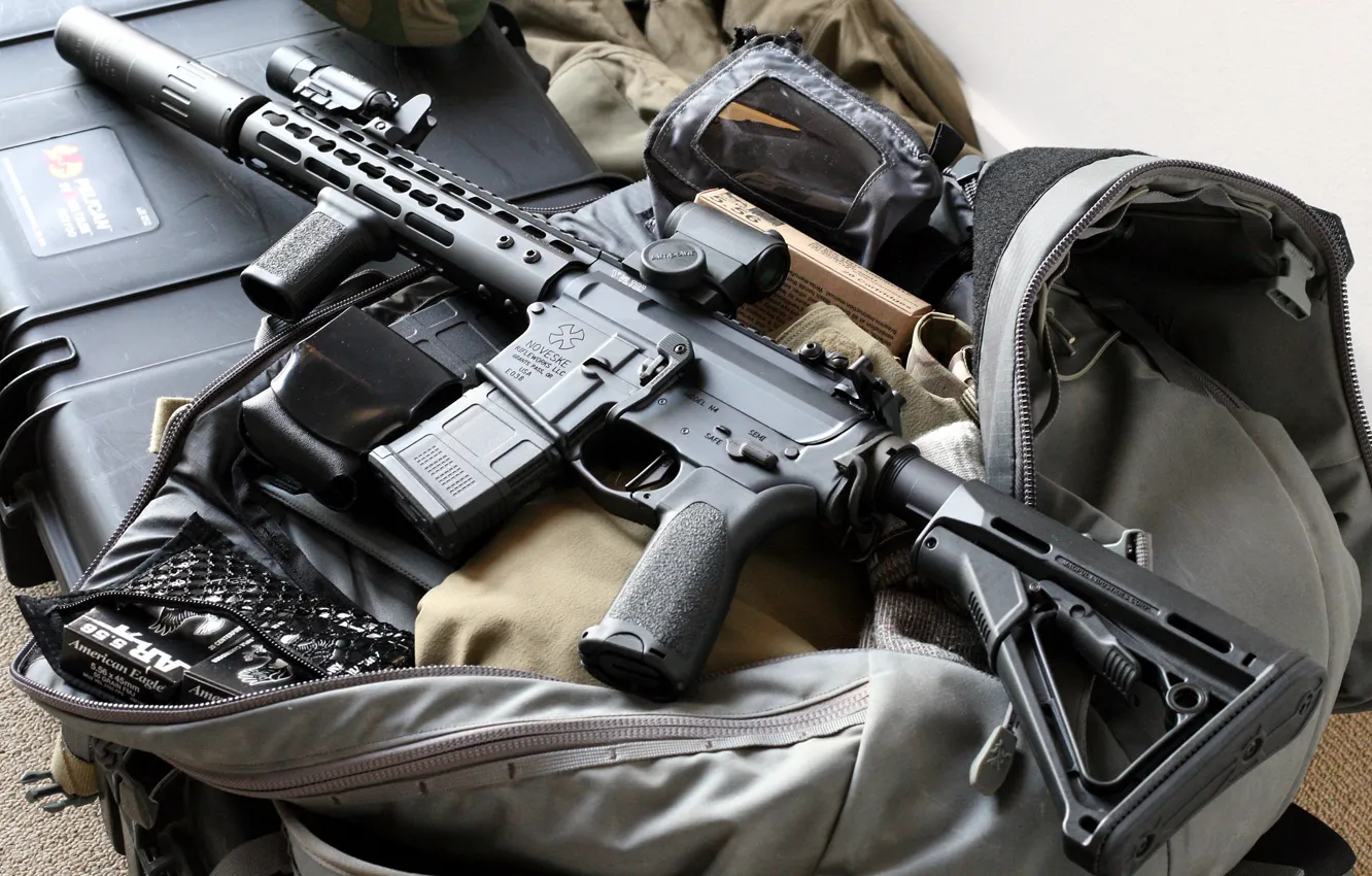 Фото обои оружие, оптика, сумка, штурмовая винтовка