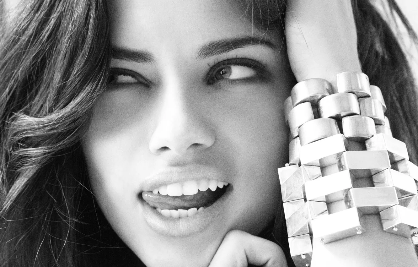 Фото обои девушка, модель, язычок, Adriana Lima, красивая