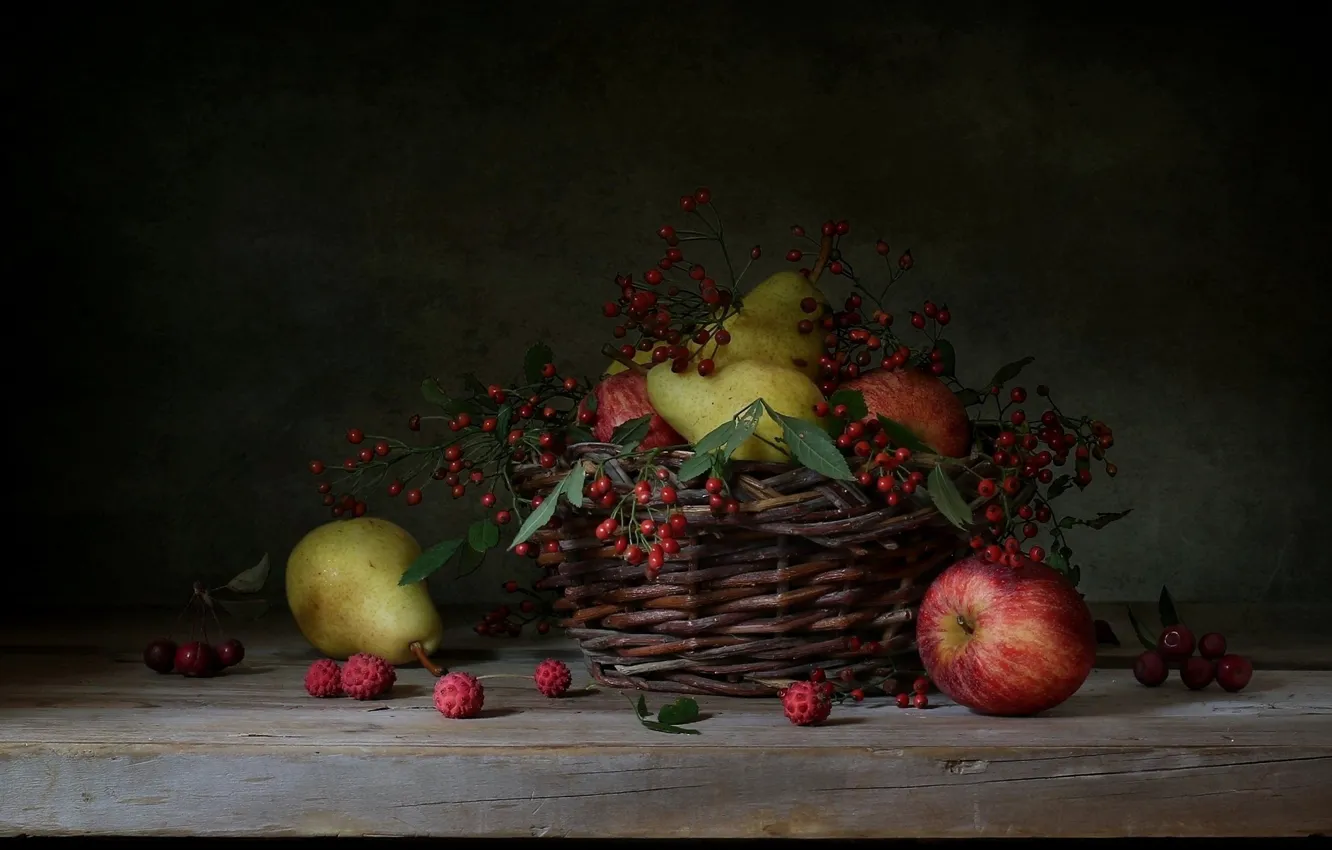 Фото обои ягоды, фон, корзина, яблоки, фрукты, натюрморт, груши
