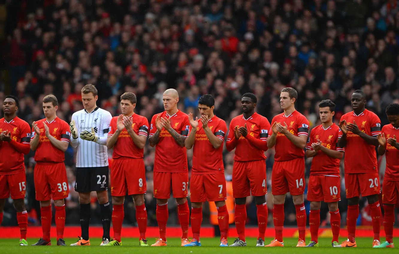 Фото обои Спорт, Футбол, forward, Football, Ливерпуль, Джерард, Anfield, Steven Gerrard