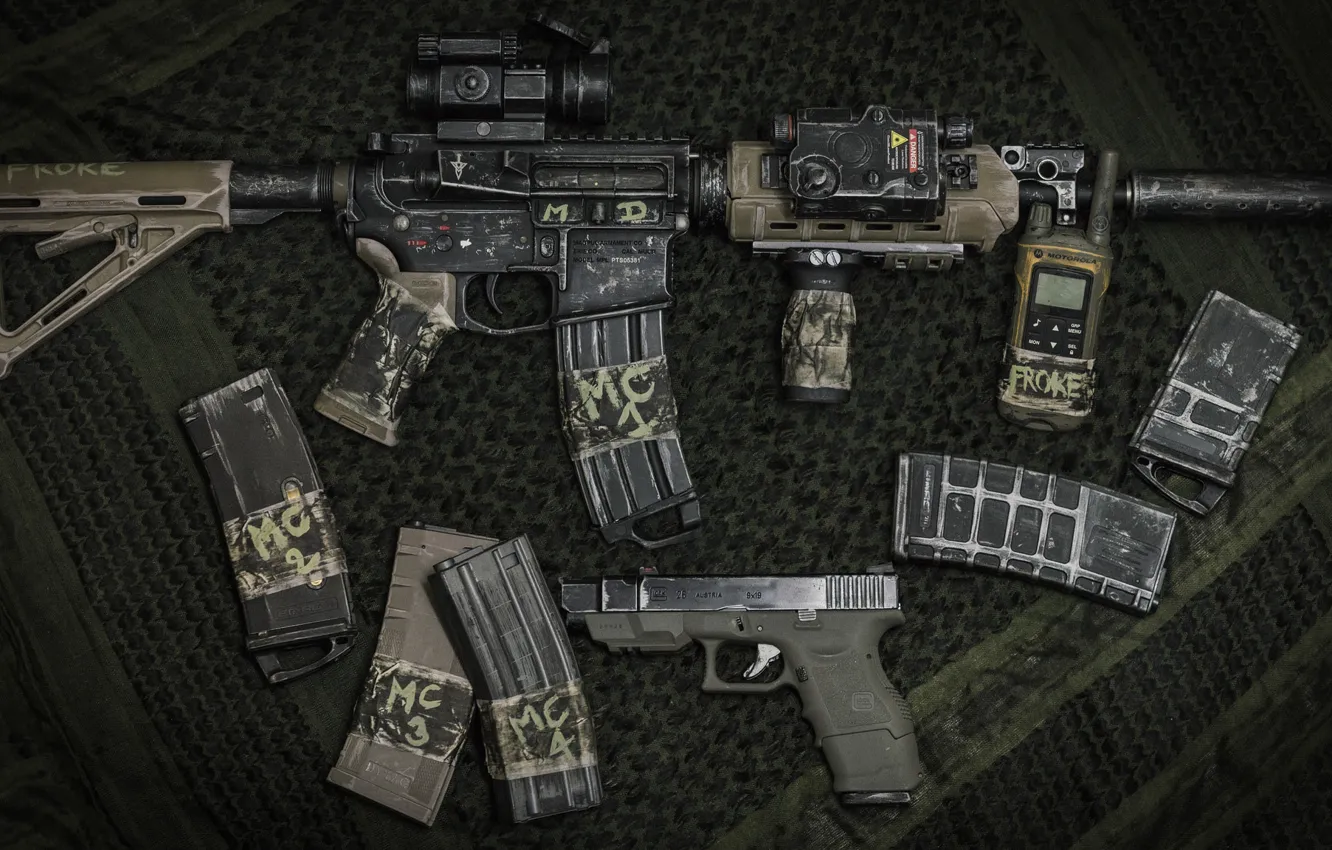 Фото обои оружие, карабин, Glock 26, штурмовая винтовка, радиосвязь