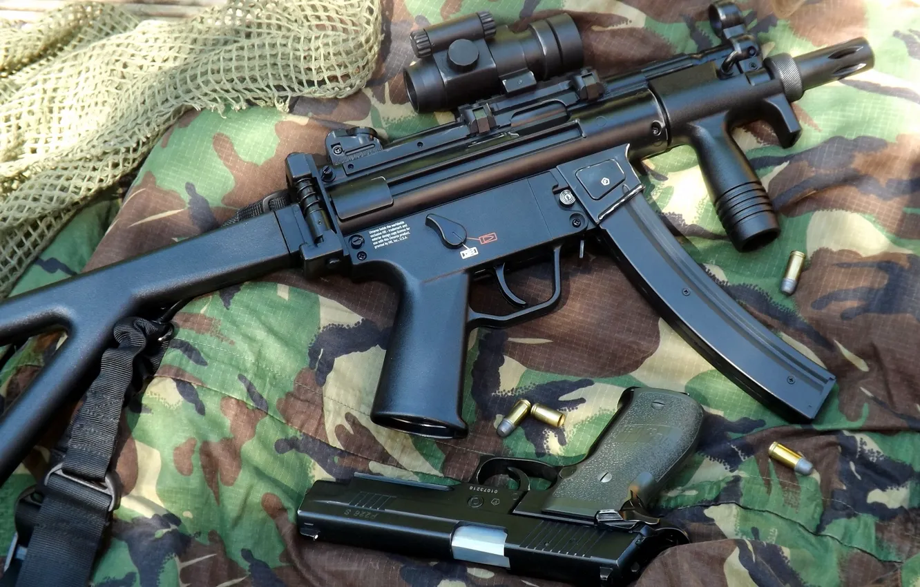 Фото обои пистолет, камуфляж, пистолет-пулемёт, MP5K, SIG Sauer