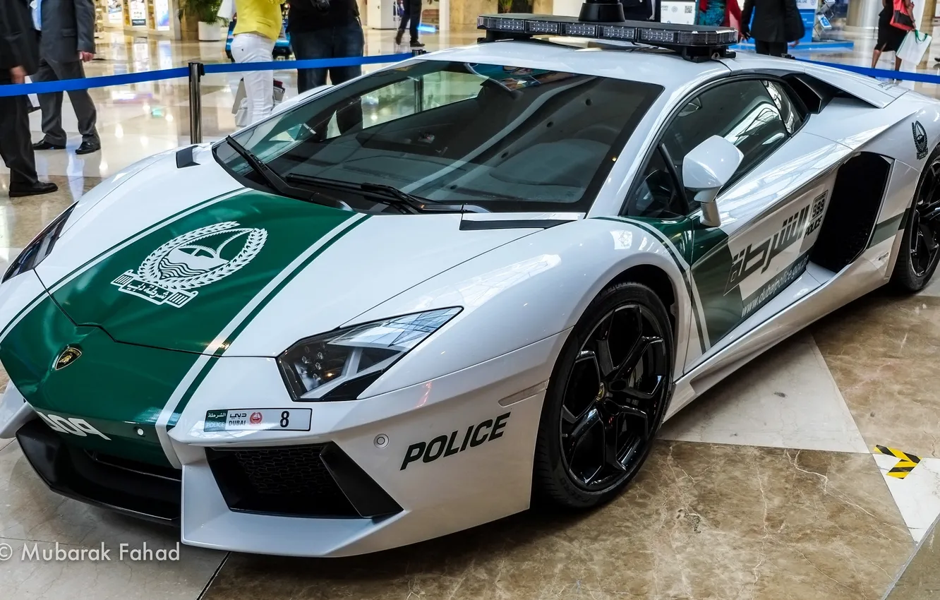 Фото обои полиция, выставка, Dubai Police Car