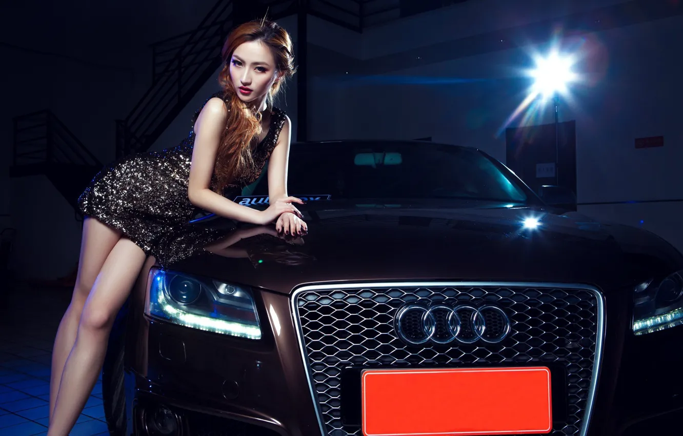 Фото обои авто, взгляд, Audi, Девушки, азиатка, красивая девушка, оперлась на машину