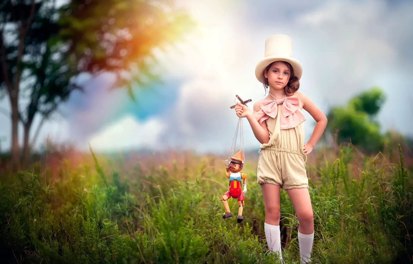 Фото обои шляпа, кукла, девочка, гольфы, марионетка, child photography, Puppet Master, rainbow overlay