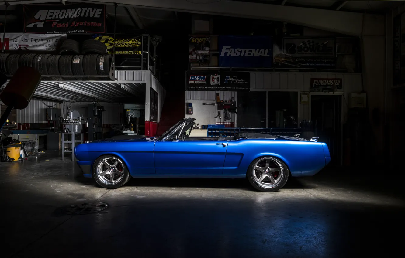 Фото обои Mustang, Ford, Ford Mustang, Blue, 1965, Side, Convertible, Garage
