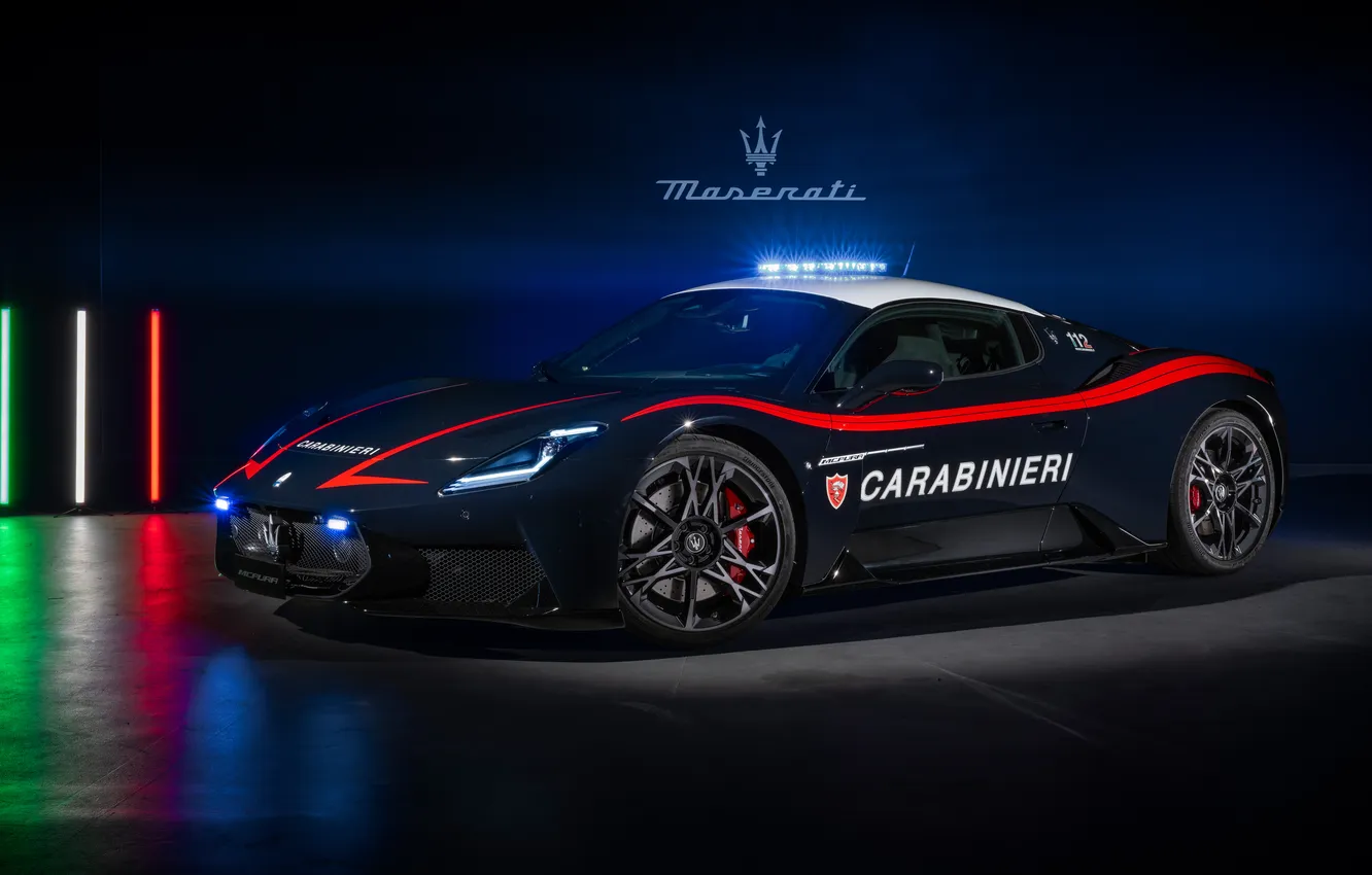 Фото обои Maserati, Carabinieri, 2025, MCPURA
