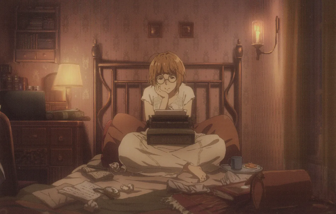 Фото обои очки, печатная машинка, пижама, на кровати, комод, в комнате, настольная лампа, Violet Evergarden