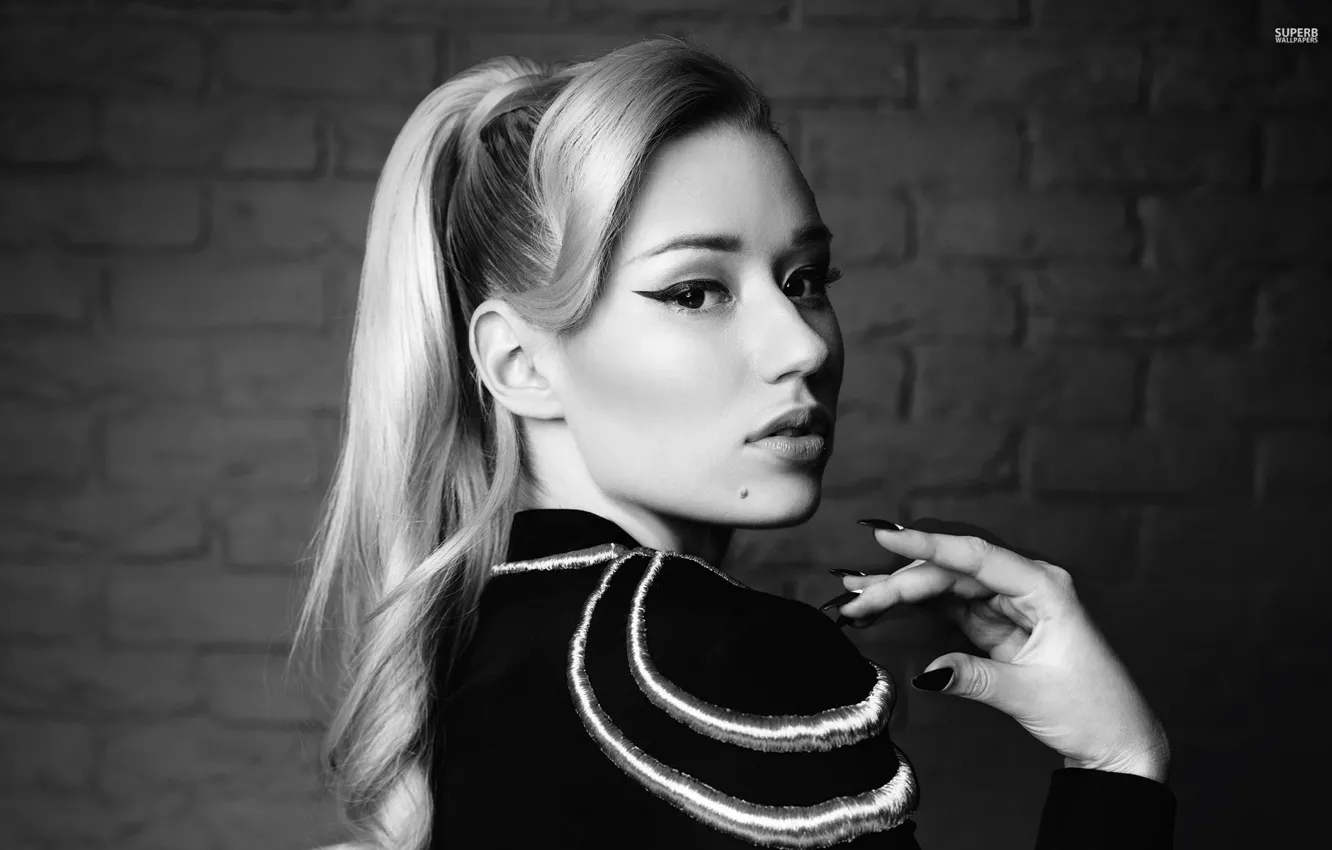 Фото обои взгляд, хвост, рэперша, Iggy Azalea, Игги Азалия