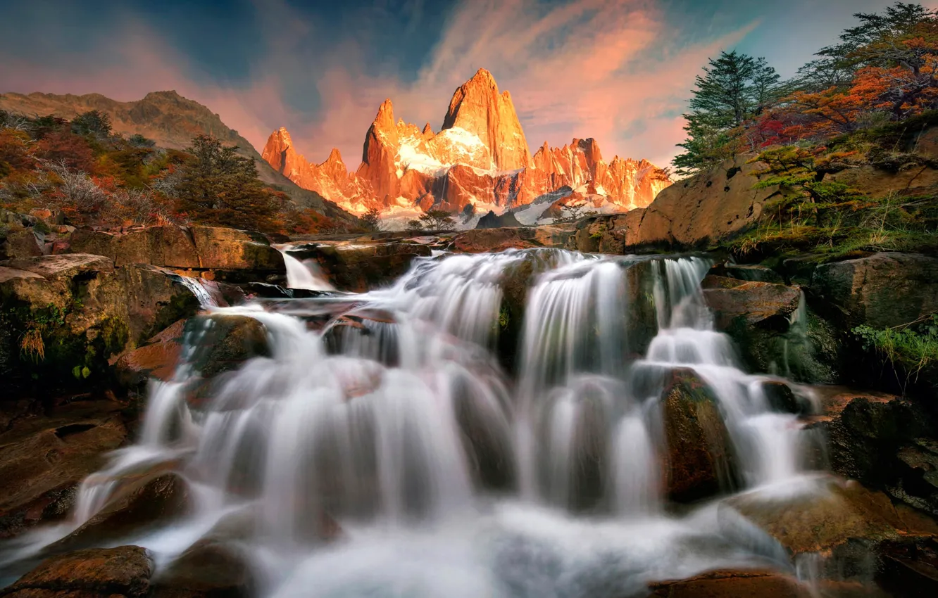 Фото обои деревья, закат, горы, ручей, камни, скалы, водопад, Аргентина