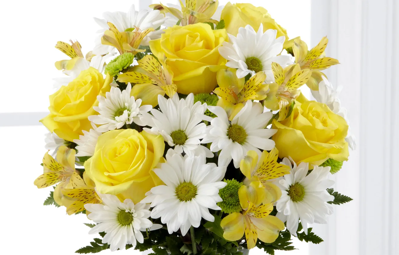 Фото обои цветы, букет, желтые, Розы, хризантемы, альстрёмерия