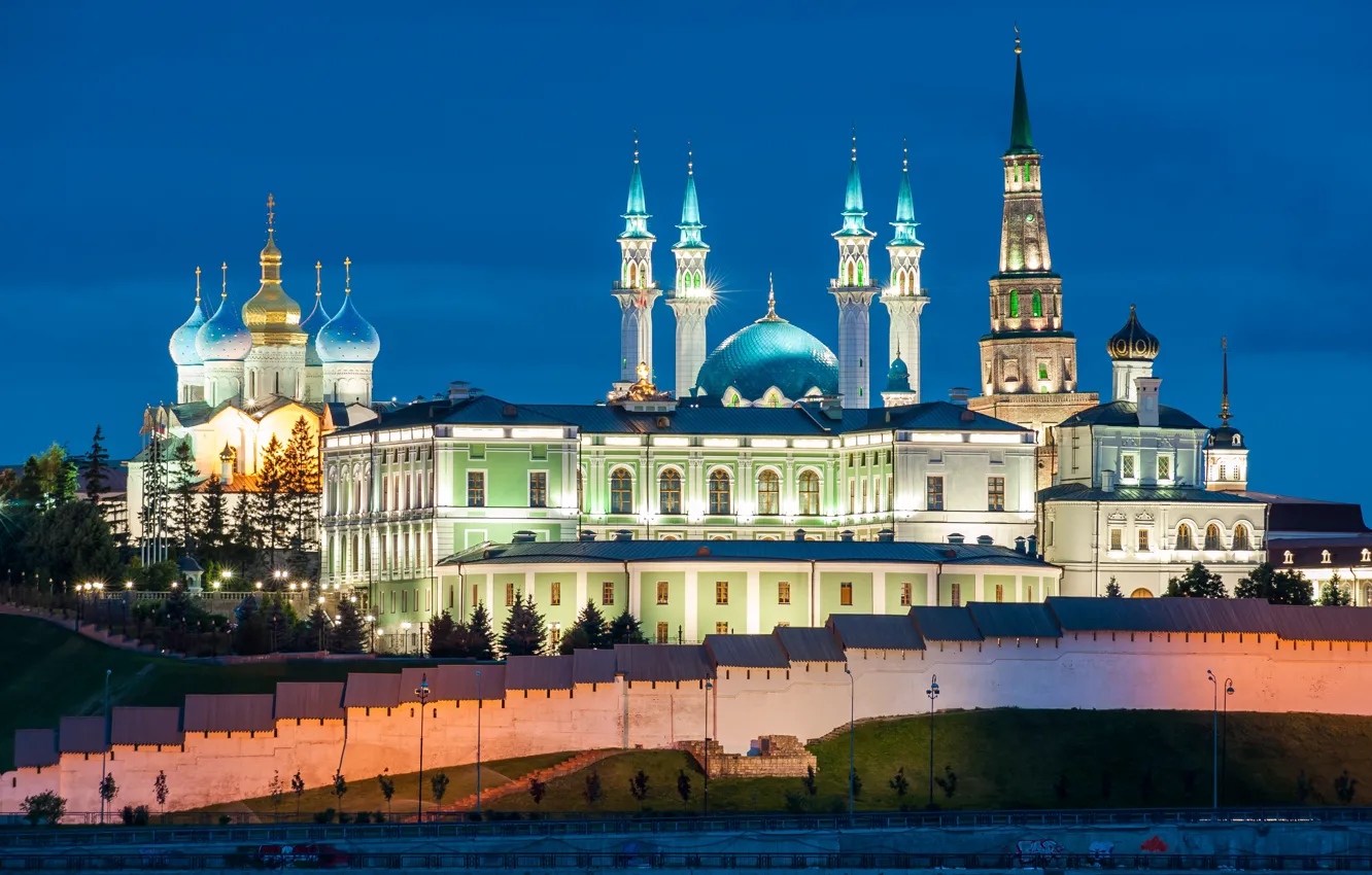 Фото обои огни, сияние, церковь, башни, Кремль, мечеть, Казань, Татарстан
