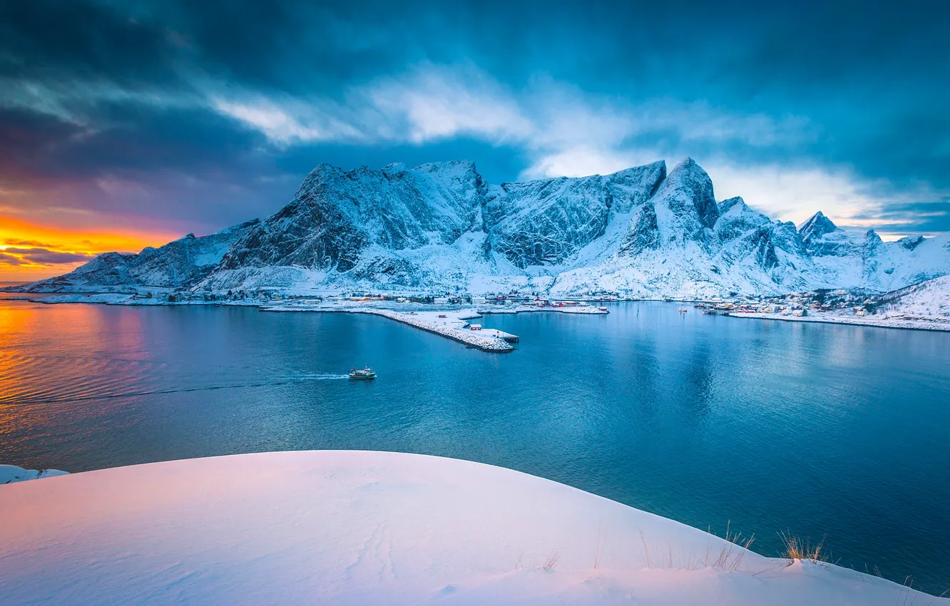 Фото обои Sky, Water, Mountain, Snow, Norway, Reine, Lofoten Island