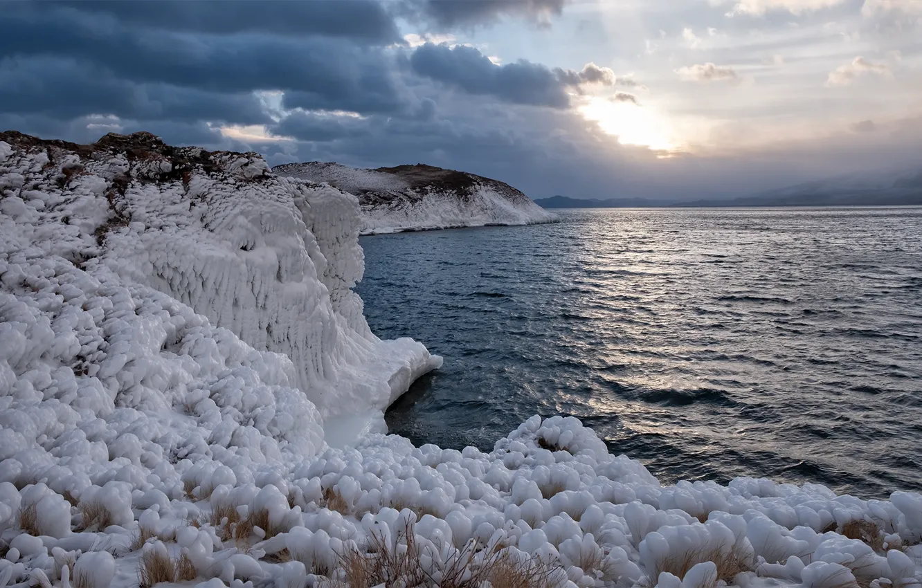 Фото обои лед, вода, озеро, берег, Байкал, Россия