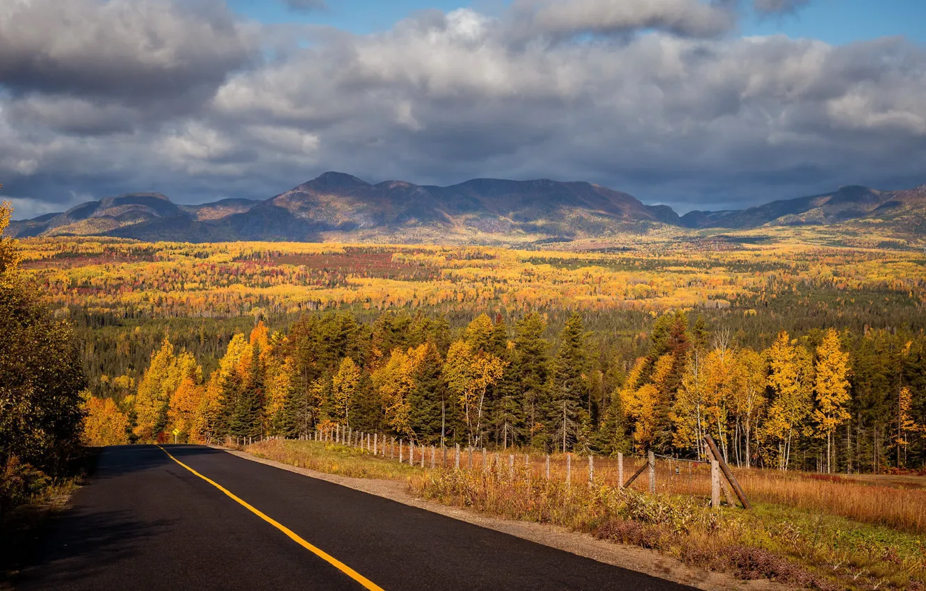 Фото обои дорога, осень, Canada, Quebec, Notre-Dame-des-Monts