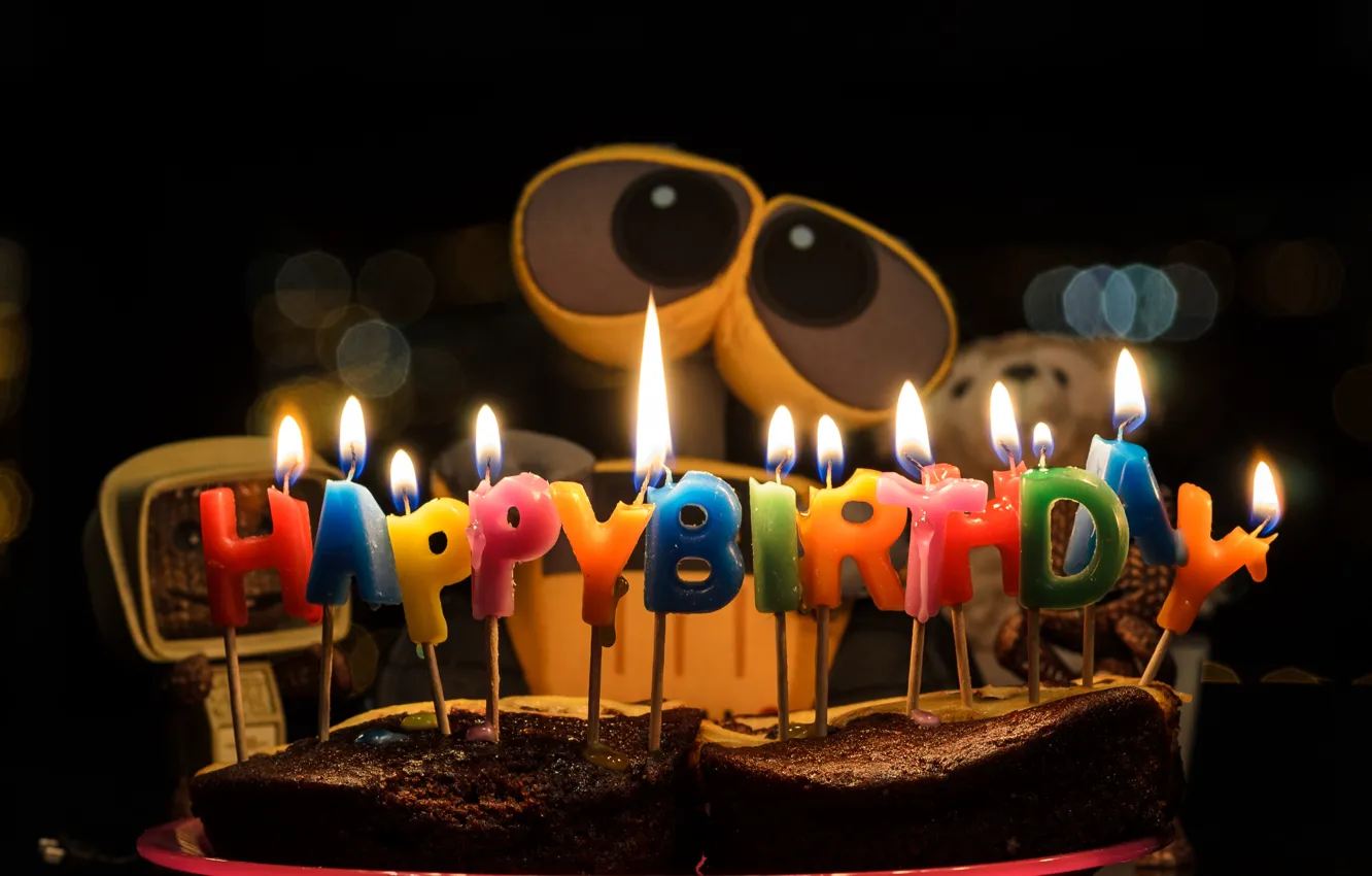 Фото обои день рождения, робот, wall-e, пирог, валли, поздравление, happy birthday