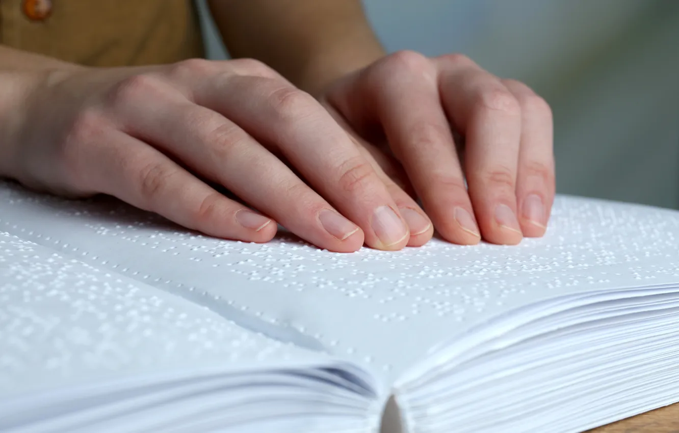 Фото обои book, hand, Braille, sense of touch