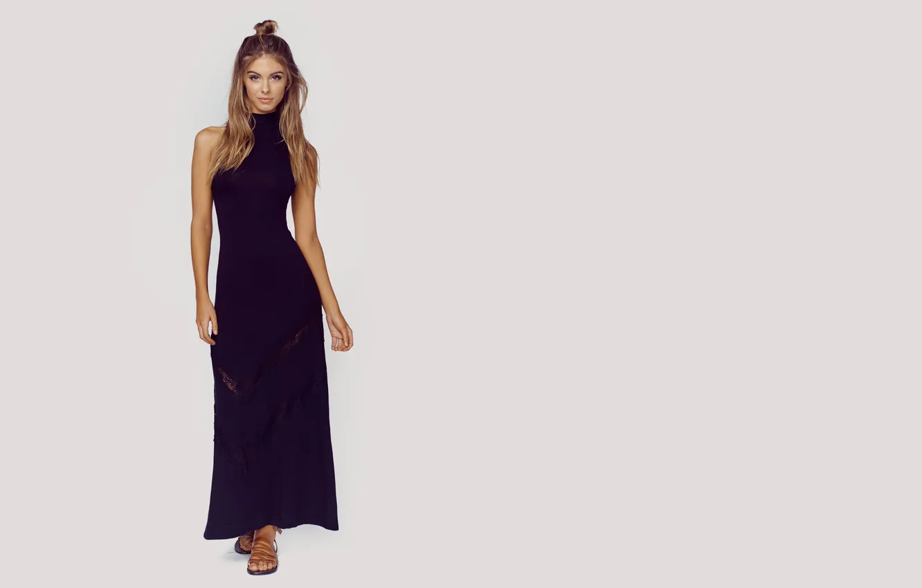 Фото обои girl, dress, model, slim, carmela rose