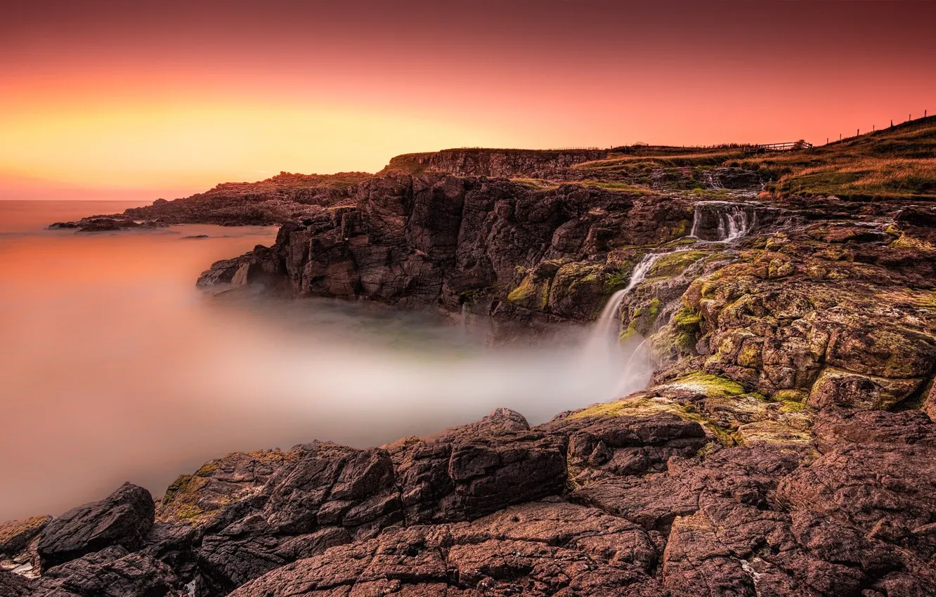 Фото обои пейзаж, природа, озеро, скалы, водопад, красота