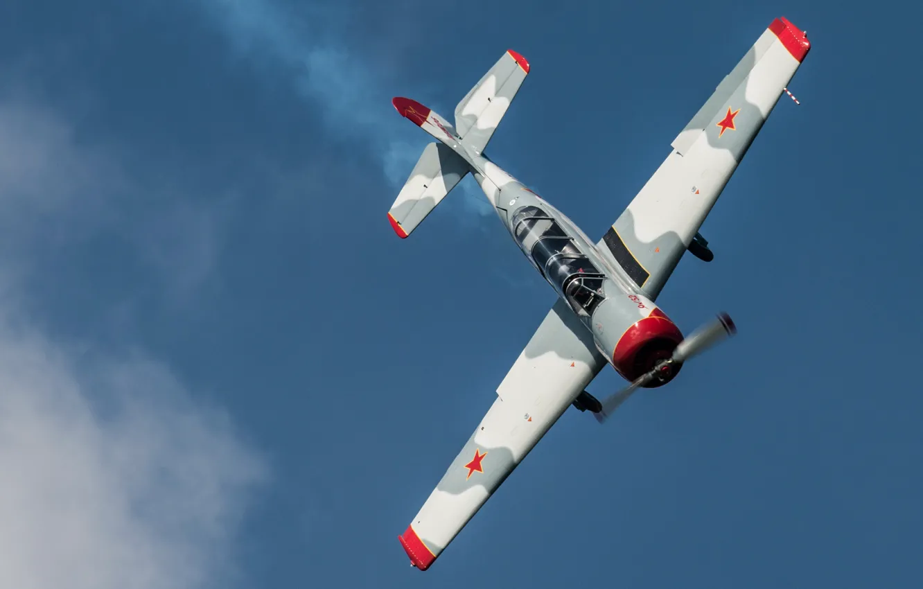 Фото обои небо, самолёт, Як-52, учебный