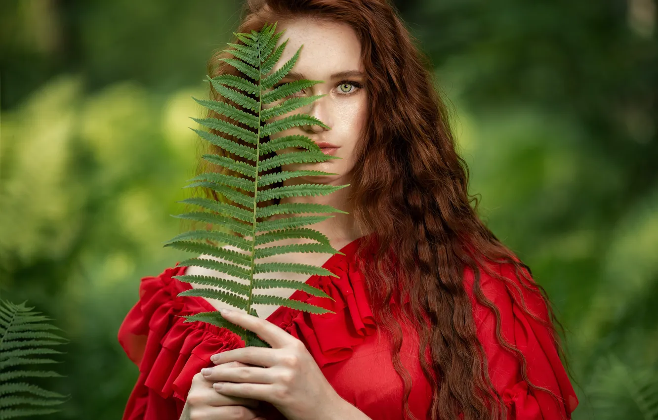 Фото обои взгляд, девушка, лицо, портрет, рыжая, красное платье, рыжеволосая, длинные волосы