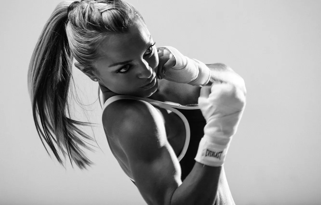 Фото обои boxing, training, movement, hit