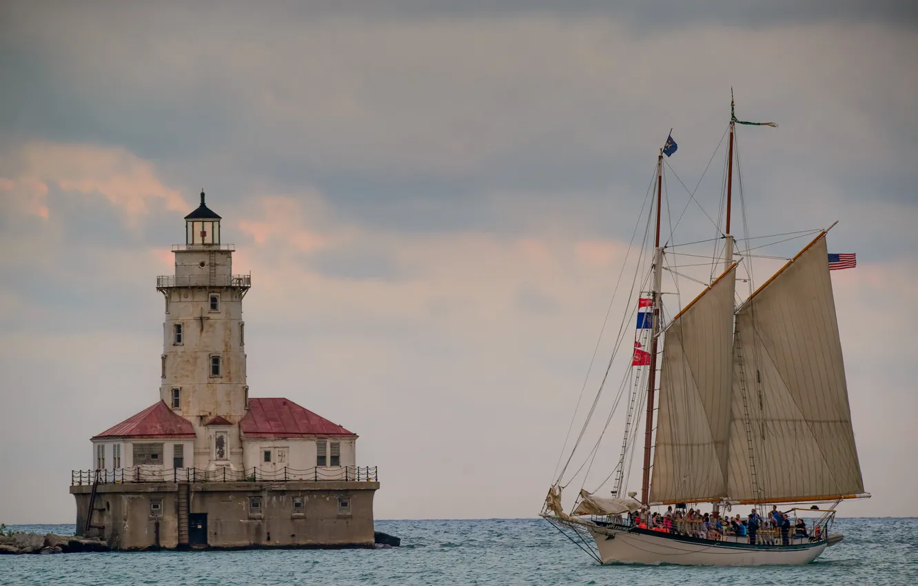 Фото обои озеро, маяк, парусник, Чикаго, Иллинойс, Chicago, Illinois, озеро Мичиган