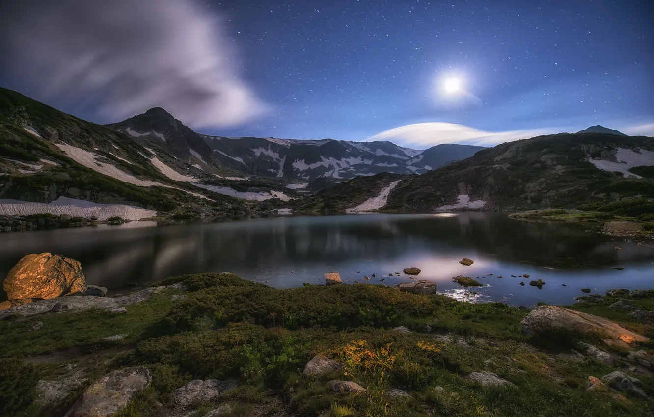 Фото обои звезды, горы, ночь, озеро, луна