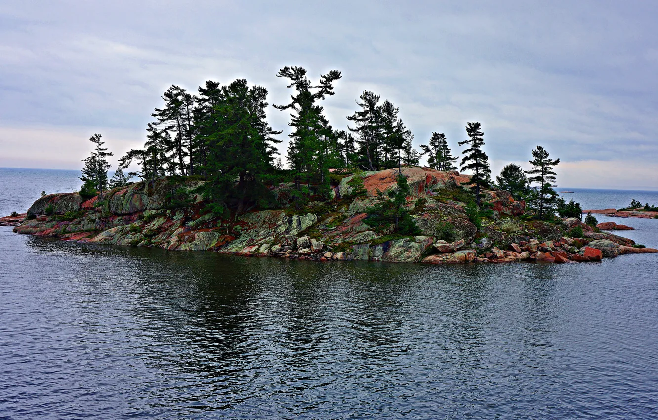 Фото обои небо, деревья, озеро, остров, Канада