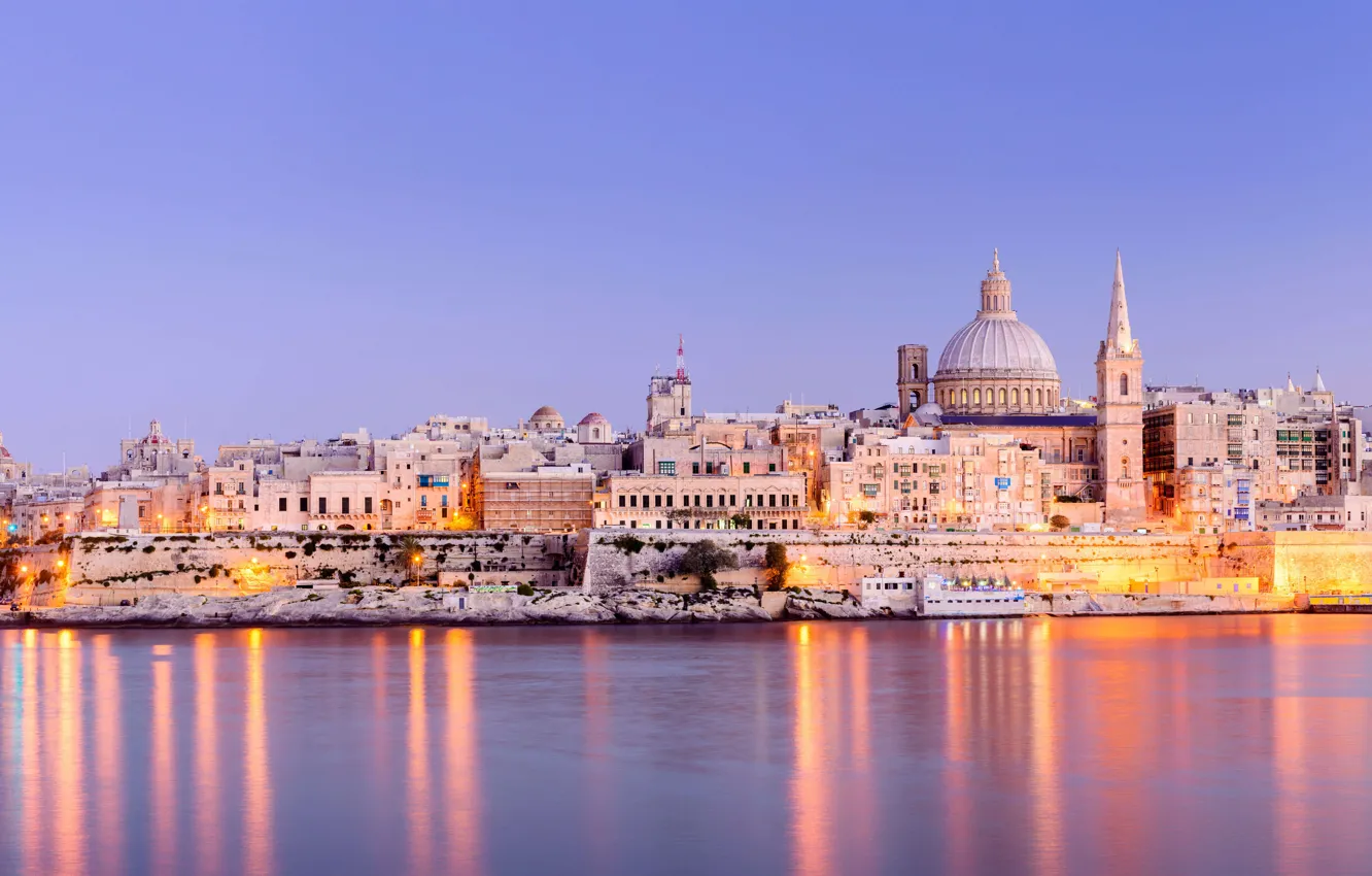 Фото обои огни, дома, панорама, собор, Мальта, Валетта