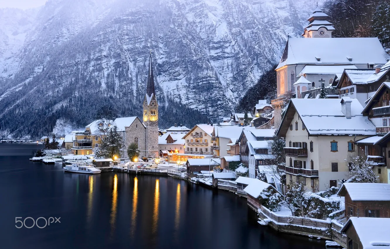 Фото обои зима, горы, город, огни, озеро, снег.свет