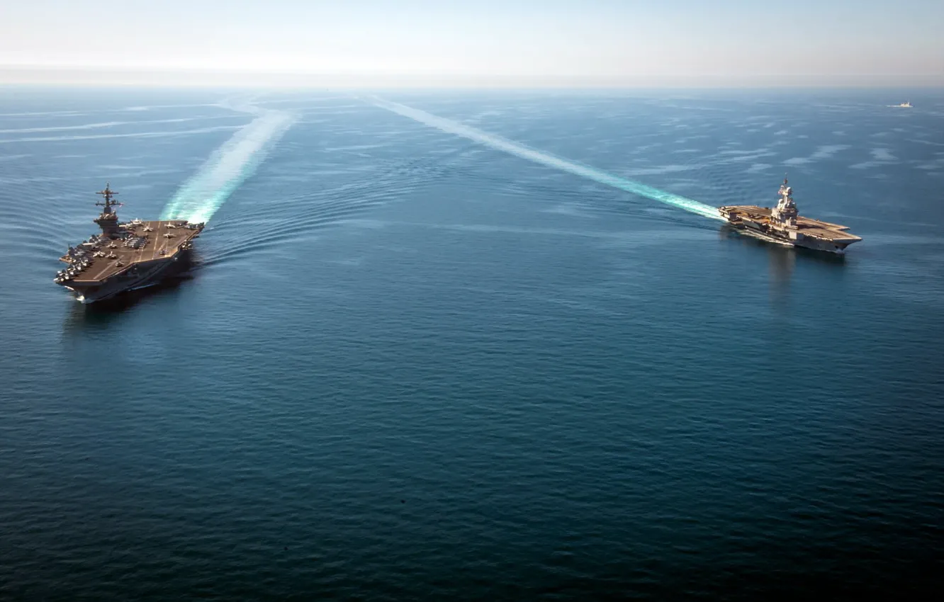 Фото обои море, оружие, корабли, aircraft carrier, Charles de Gaulle (R91), USS Carl Vinson (CVN 70)