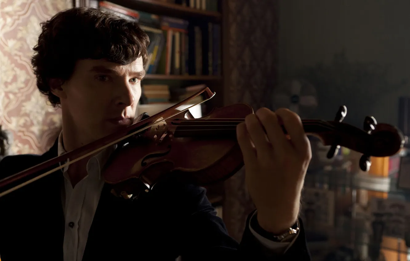 Фото обои стол, 3 сезон, Бенедикт Камбербэтч, Benedict Cumberbatch, Sherlock, Шерлок, Sherlock Holmes, обои на рабочий